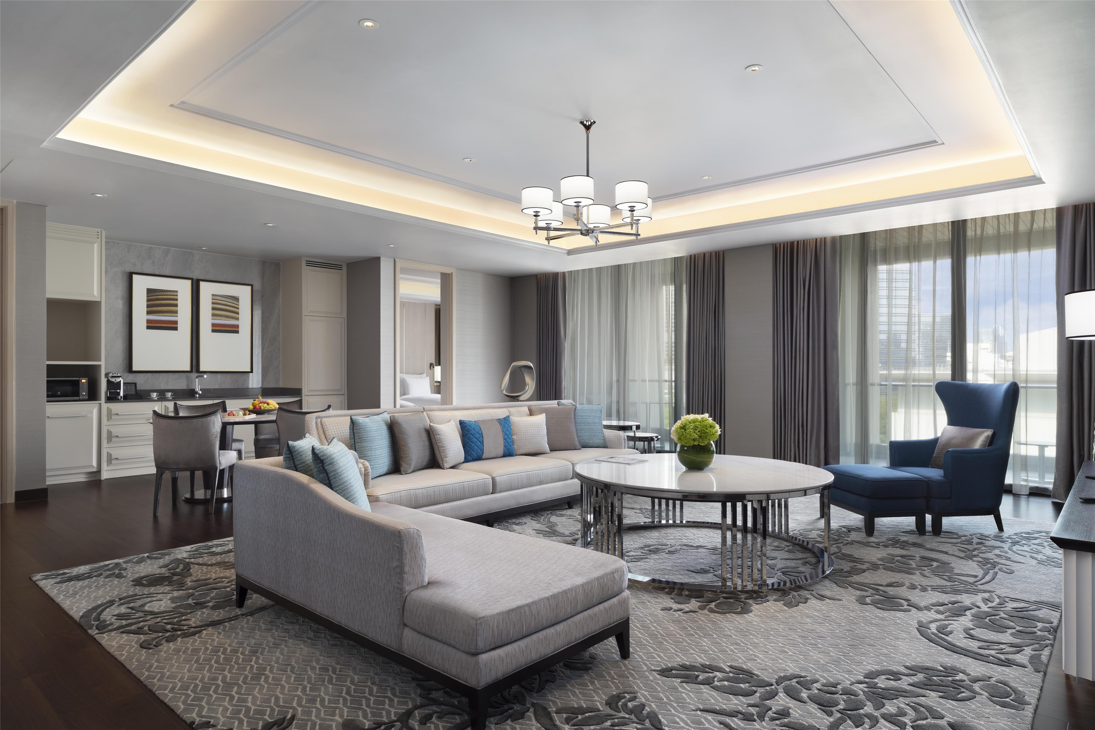 Sindhorn Kempinski Hotel Bangkok - Grand Executive Suite