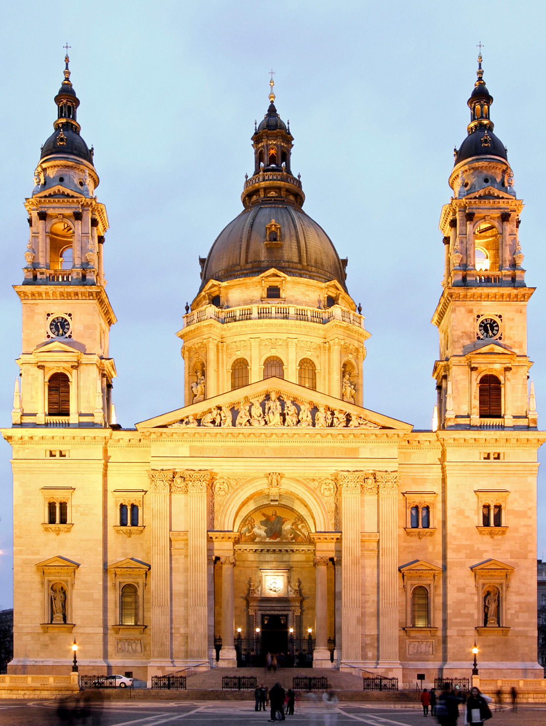 EH BUD_Mosaic_1120x1490_Basilica-8_Dora Sajo Photography.jpg