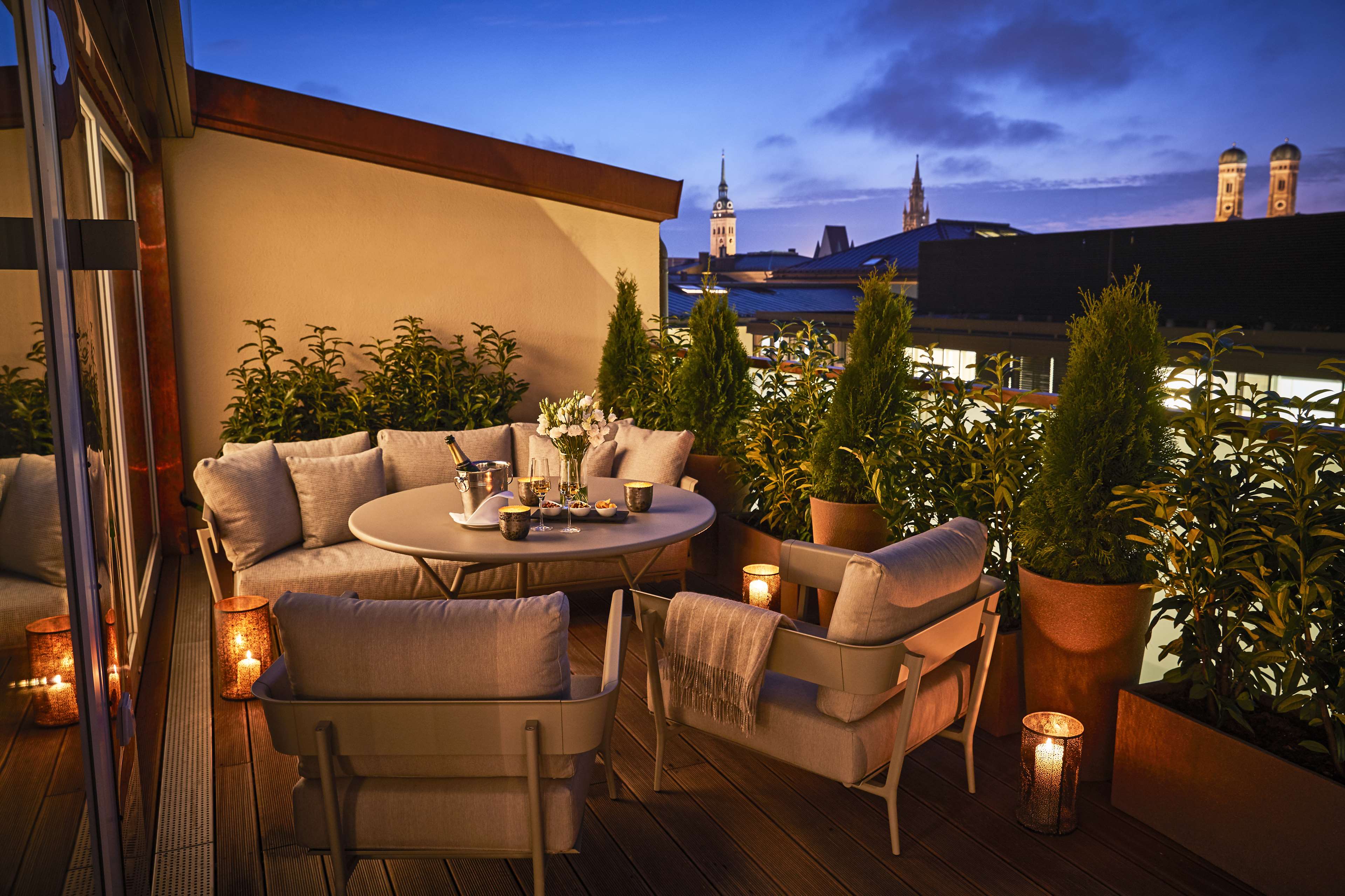 Hotel Vier Jahreszeiten Kempinski Muenchen - Suite