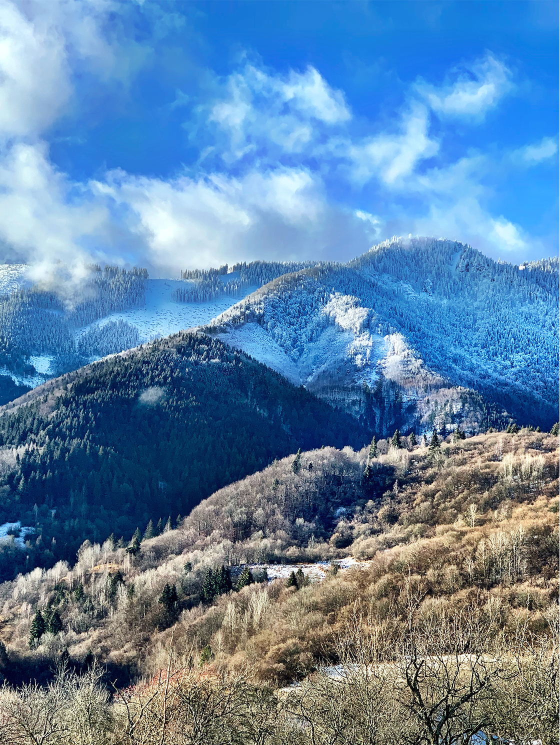 EH High TatrasGallery_02_Vlkolínec_unsplash .jpg