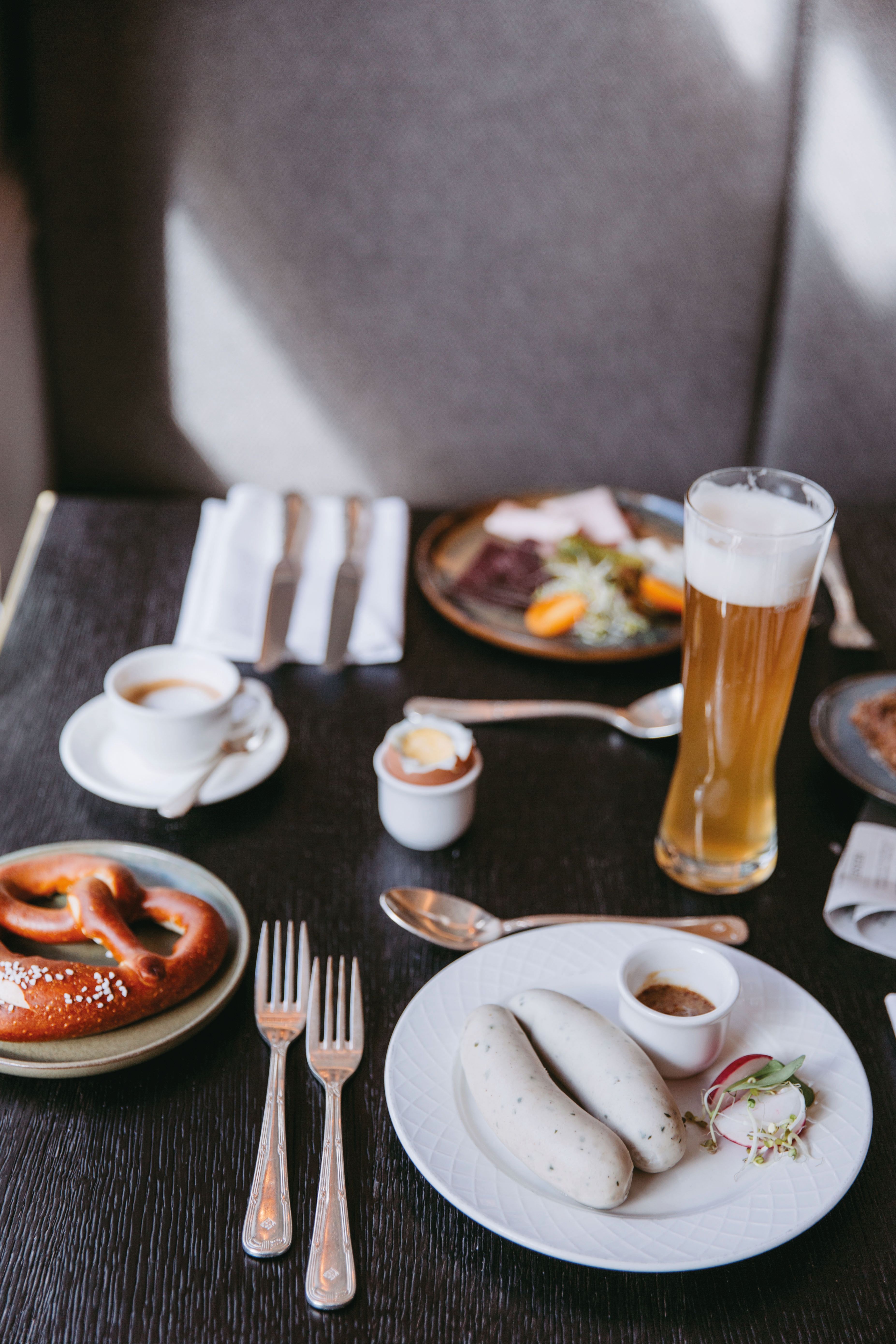 Copy of KIMUC1__Breakfast _Content Creator Olga L&ouml;ffler_Fr&uuml;hst&uuml;ck_ Wei&szlig;wurst_alle Bildrechte (2) (1).jpg