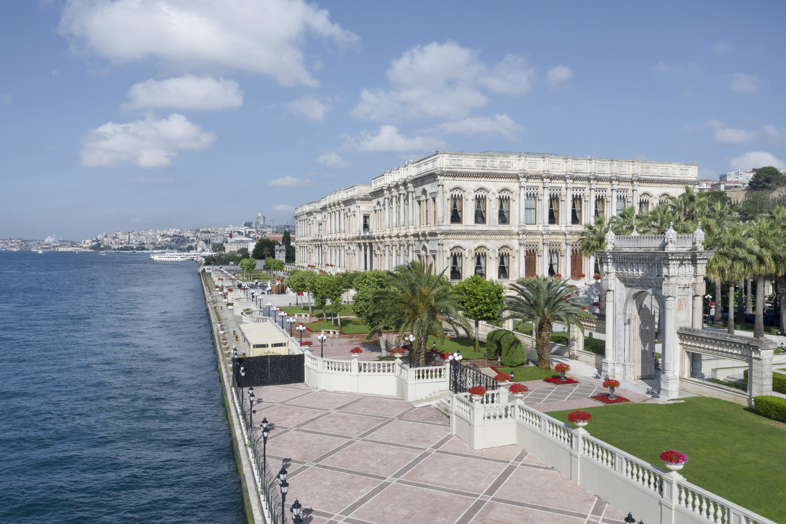 KIIST_Exterior_High Res_20249.jpg