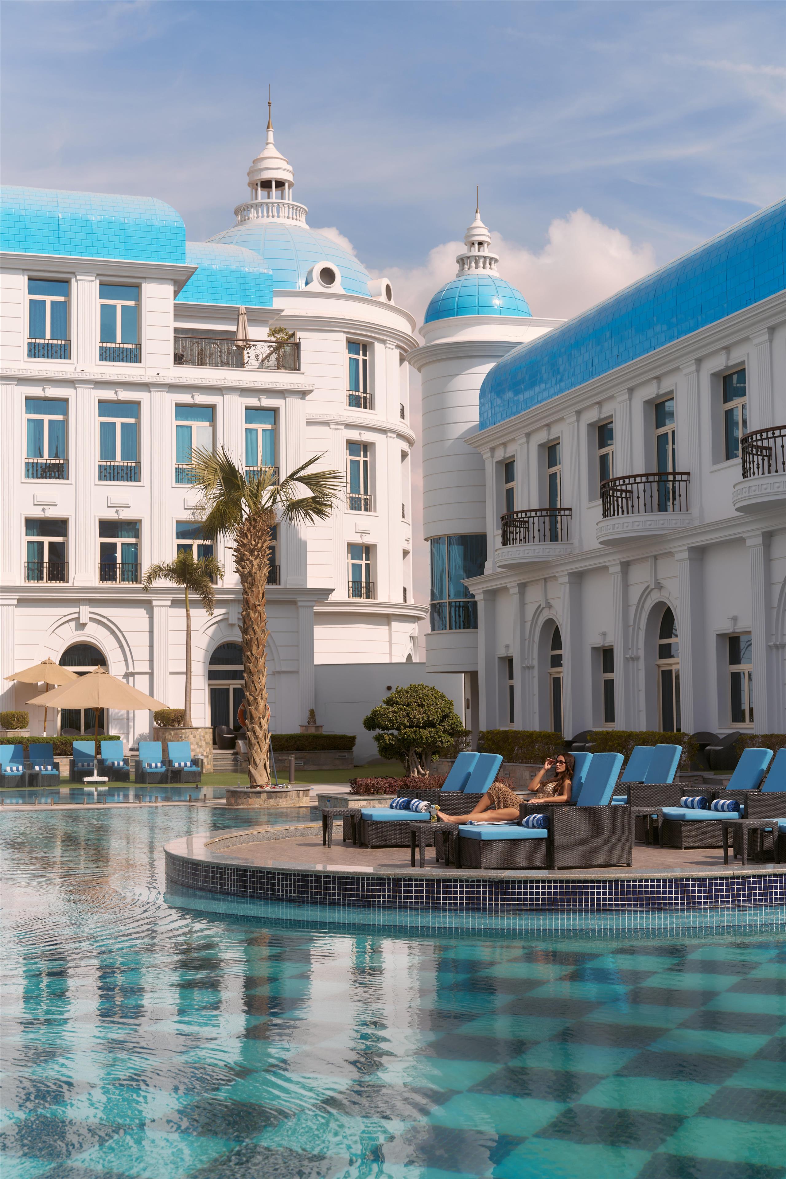 Kempinski Palace Cairo - 泳池景色