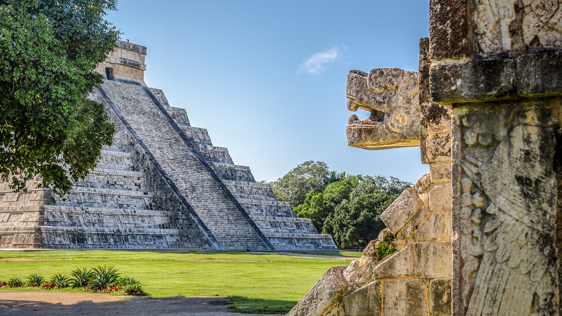 ccf04bf62fc8-Cancun_Destination_1920x1080px_Chichen-Itza_Detail.jpg