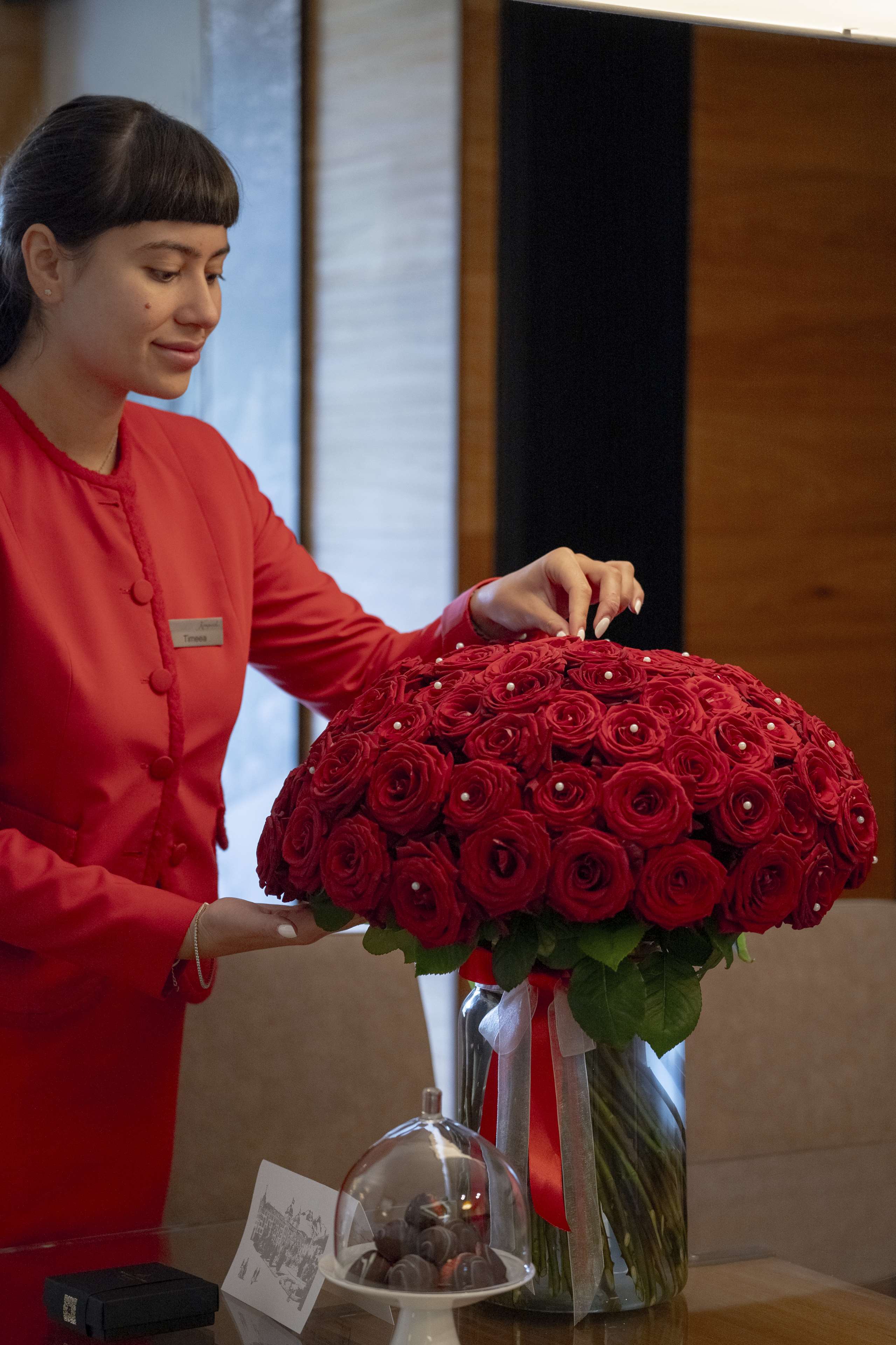 Lady in Red Grand Hotel des Bains Kempinski