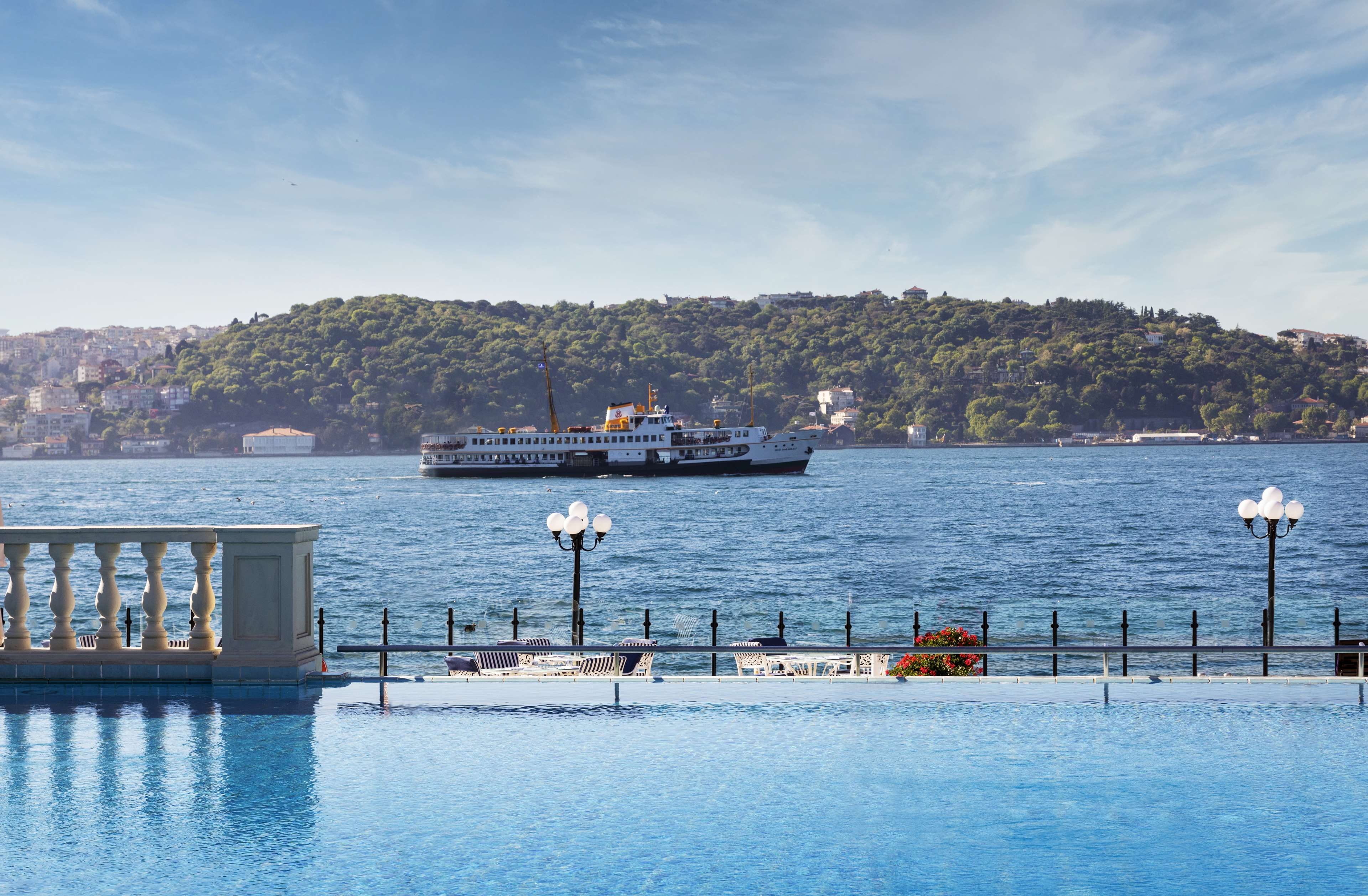 Ciragan Palace Kempinski Istanbul - Pool - outdoor