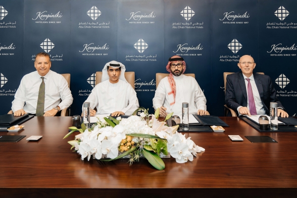 Dubai 3 - Signing ceremony_Kempinski Hotels and ADNH_Two new landmarks in Dubai for Kempinski.jpg
